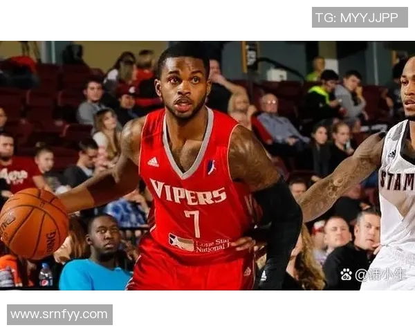 戴森丹尼尔斯如何在NBA赛场上展现出色的全能才华与领导能力